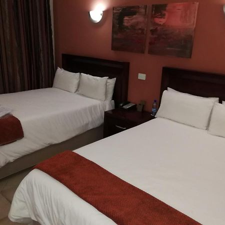 Royal Hotel Polokwane Dış mekan fotoğraf