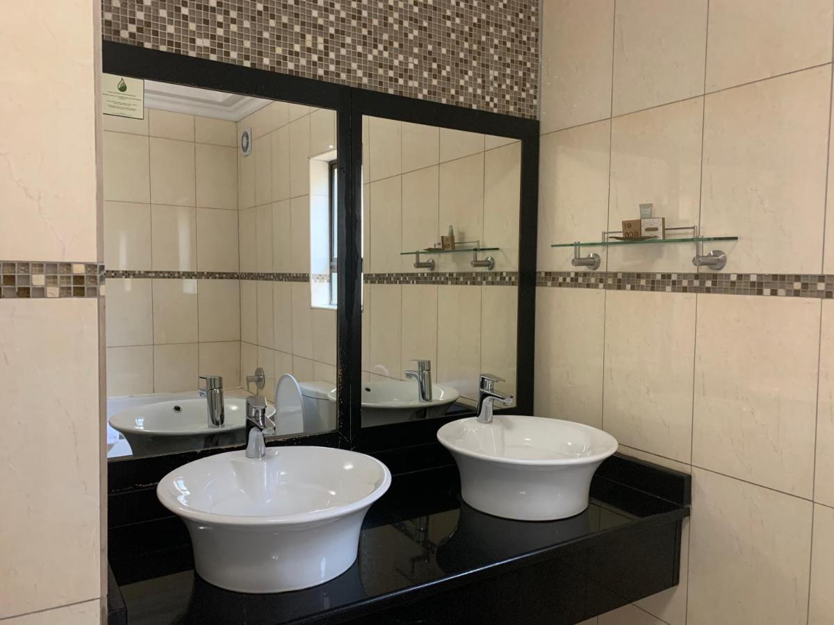 Royal Hotel Polokwane Dış mekan fotoğraf