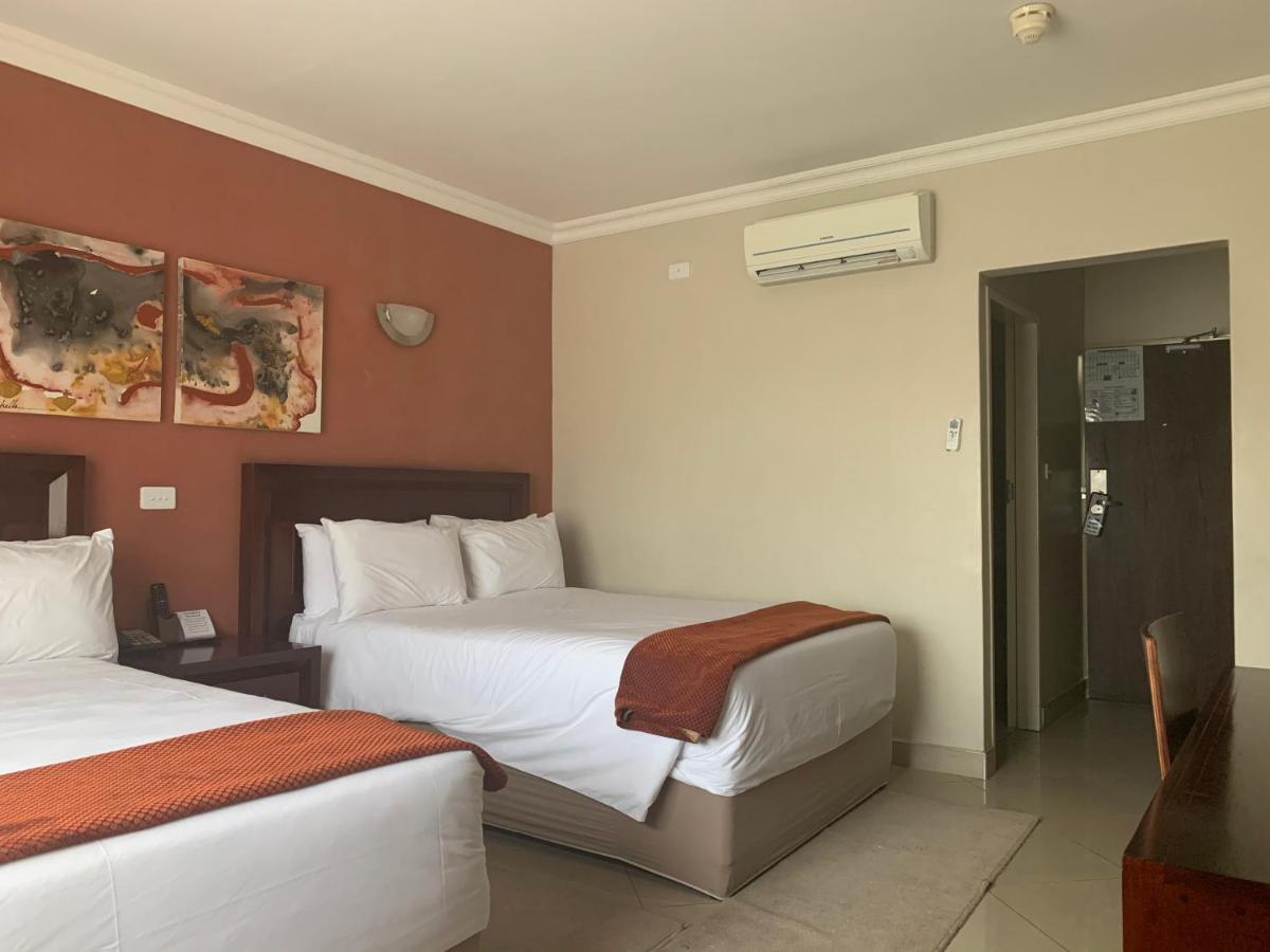 Royal Hotel Polokwane Dış mekan fotoğraf