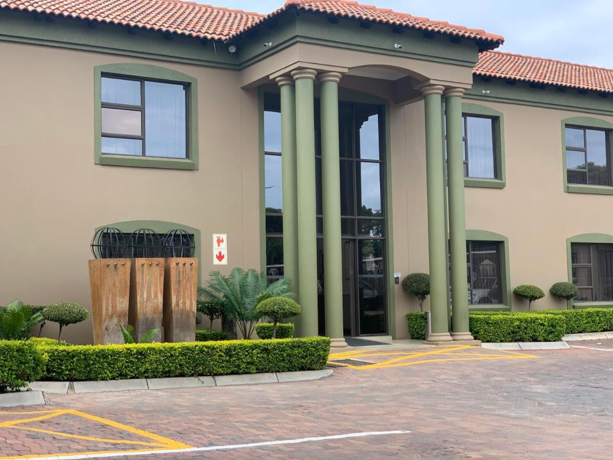 Royal Hotel Polokwane Dış mekan fotoğraf
