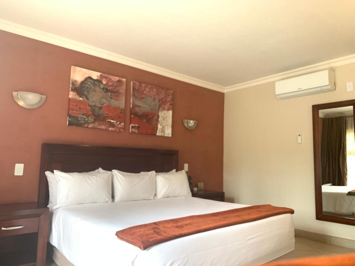 Royal Hotel Polokwane Dış mekan fotoğraf